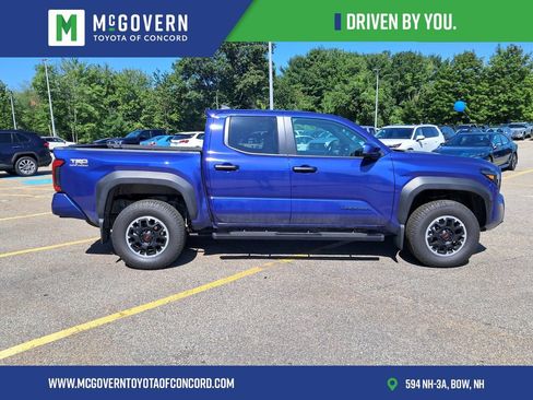 Used 2025 Toyota Tacoma TRD Off-Road AWD/4WD image 6