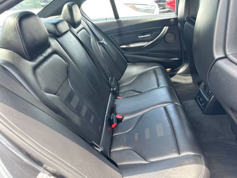 Used 2018 BMW M3 RWD image 27