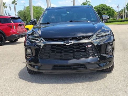 Used 2019 Chevrolet Blazer RS FWD image 2