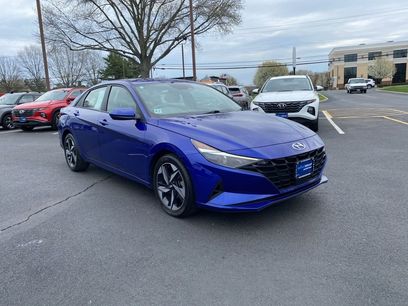 Certified 2023 Hyundai Elantra SEL w/ Convenience Package