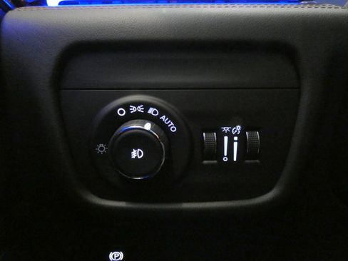 Used 2024 Jeep Grand Cherokee L Summit AWD/4WD image 24