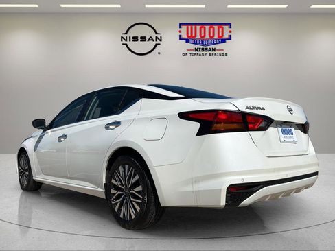 Certified 2024 Nissan Altima 2.5 SV FWD image 4
