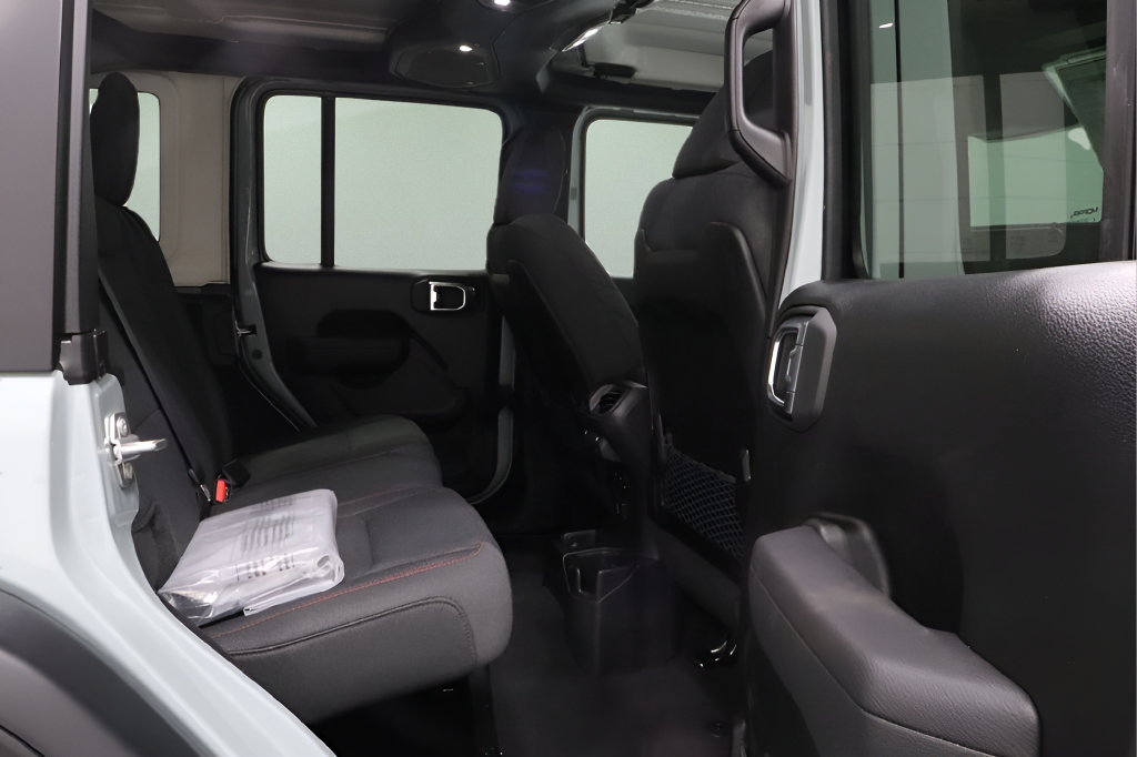 New 2026 Jeep Wrangler Unlimited Rubicon AWD/4WD image 16