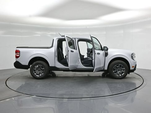 New 2026 Ford Maverick XLT FWD image 4