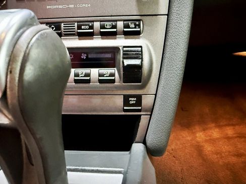 Used 2005 Porsche Boxster S image 20