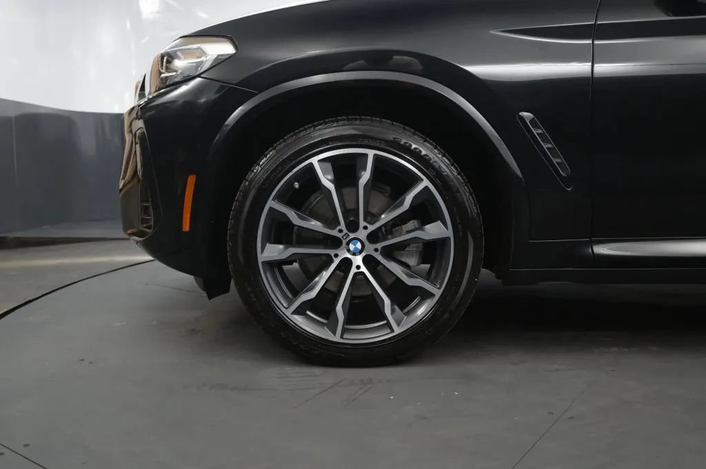 Used 2022 BMW X3 xDrive30i w/ M Sport Package AWD/4WD image 10