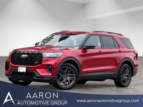Used 2025 Ford Explorer ST w/ Sun And Sound Package AWD/4WD image 1