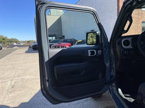 Used 2025 Jeep Wrangler Sport S w/ Convenience Group image 31