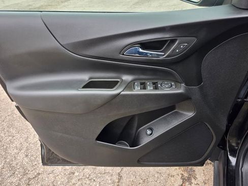 Used 2023 Chevrolet Equinox LT w/ Driver Convenience Package AWD/4WD image 25