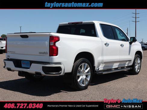 Used 2022 Chevrolet Silverado 1500 High Country w/ High Country Premium Package AWD/4WD image 4