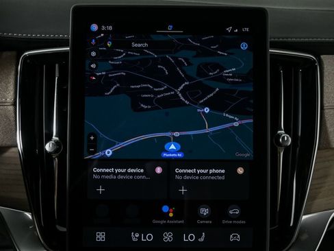 Certified 2026 Volvo XC90 B6 Plus w/ Protection Package Premier image 17