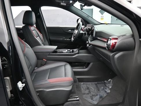 Used 2025 Chevrolet Equinox RS FWD image 42
