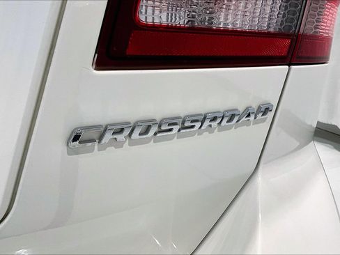 Used 2018 Dodge Journey Crossroad w/ Driver Convenience Group image 23