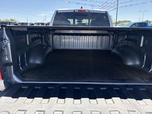 Used 2022 RAM 1500 Big Horn AWD/4WD image 17