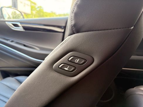 Used 2025 Genesis GV80 2.5T Standard AWD/4WD image 26