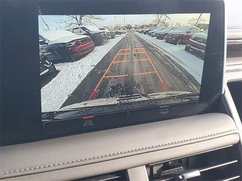 Certified 2024 GMC Yukon XL SLE w/ Gmc Pro Safety Plus Package image 23