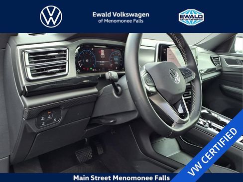 Certified 2026 Volkswagen Atlas Cross Sport SE AWD/4WD image 12