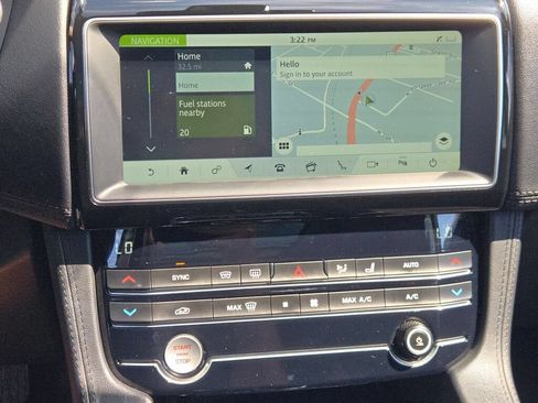 Used 2020 Jaguar F-PACE Prestige AWD/4WD image 30
