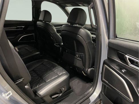 Used 2023 Kia Telluride EX X-Line image 21