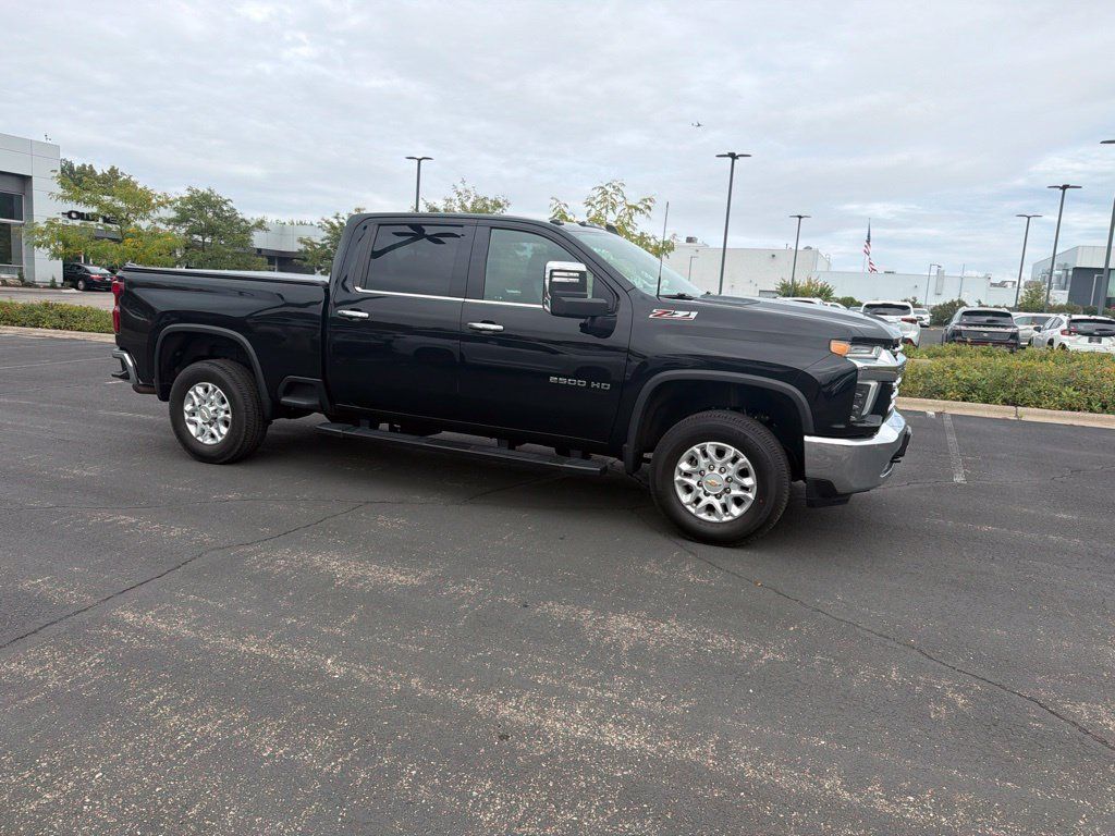 Used 2021 Chevrolet Silverado 2500 LTZ w/ Z71 Off-Road Package AWD/4WD image 14