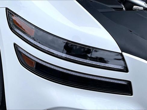 Used 2025 Genesis G80 2.5T Advanced AWD/4WD image 28