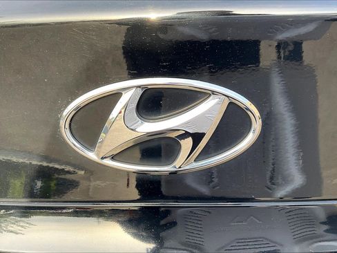 Used 2016 Hyundai Accent SE FWD image 21