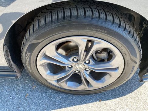 Used 2024 Honda Accord EX image 18