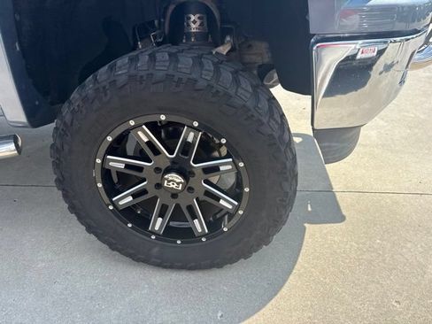 Used 2015 Chevrolet Silverado 1500 LT w/ All Star Edition AWD/4WD image 2