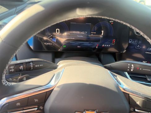 New 2026 Chevrolet Equinox EV LT image 16