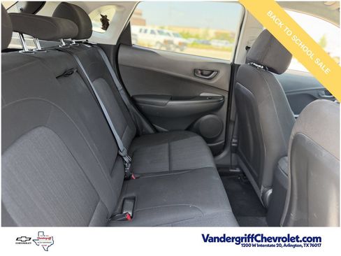 Used 2022 Hyundai Kona SEL FWD image 25