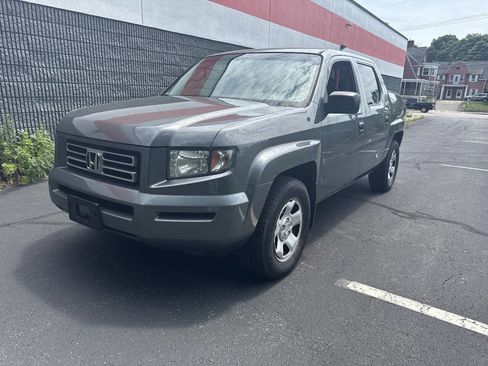 Used 2008 Honda Ridgeline RT image 2