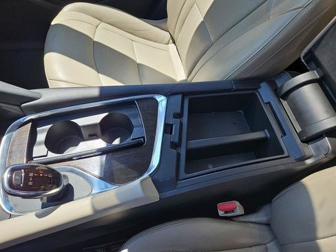 Used 2018 Buick Enclave Premium w/ Trailering Package AWD/4WD image 38