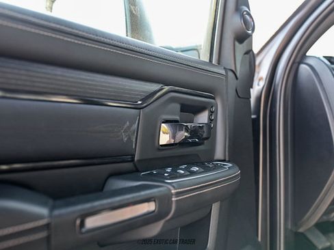 Used 2024 RAM 5500 4x4 Crew Cab image 25