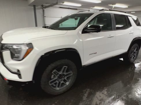 New 2026 GMC Terrain AT4 w/ Convenience Package III image 40