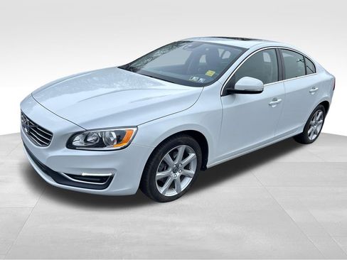 Used 2016 Volvo S60 T5 Premier w/ Convenience Package FWD image 1