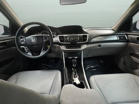 Used 2015 Honda Accord LX image 9
