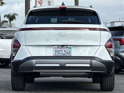 Certified 2026 Hyundai Kona SEL Premium FWD image 5