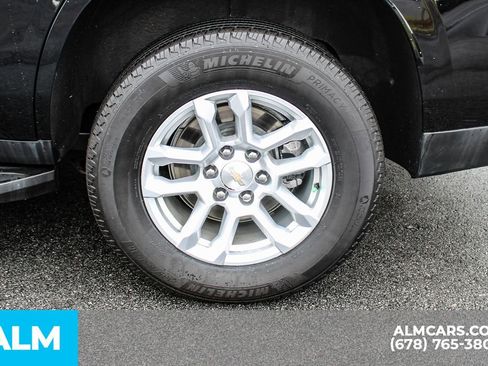 Used 2025 Chevrolet Tahoe LT AWD/4WD image 16