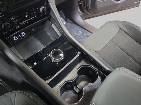 New 2026 Jeep Grand Cherokee Laredo X AWD/4WD image 27