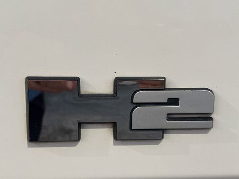 Used 2005 HUMMER H2 w/ Preferred Equipment Group image 11