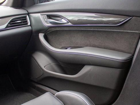 Used 2025 Cadillac CT5 V Blackwing image 20