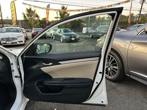 Used 2017 Honda Civic LX image 21