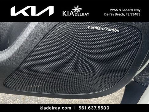 Certified 2022 Kia Sportage EX w/ EX Technology Package image 19