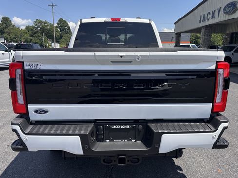 Used 2026 Ford F250 Platinum AWD/4WD image 7