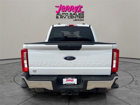 Used 2025 Ford F250 XLT w/ FX4 Off-Road Package image 14