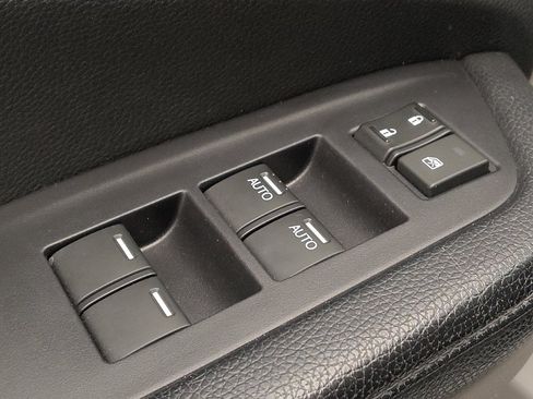 Used 2018 Honda Pilot Elite image 27