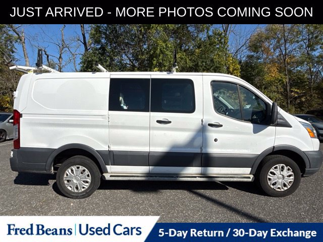 Used 2015 Ford Transit 250 130 Low Roof w/ Exterior Upgrade Package RWD image 11