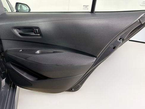 Used 2025 Toyota Corolla LE FWD image 28