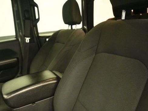 Used 2019 Jeep Wrangler Unlimited Sport S AWD/4WD image 20