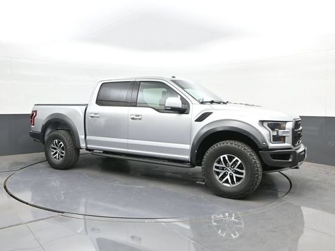 Used 2018 Ford F150 Raptor w/ Equipment Group 802A Luxury AWD/4WD image 14